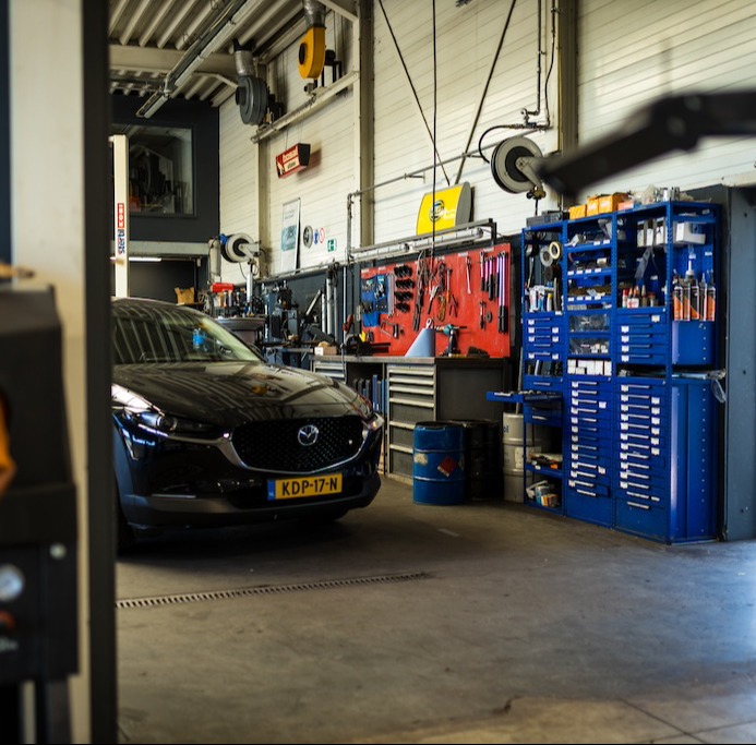  Image 22_other_image_17816737111292718196.jpg SCHADE & RUITREPARATIE | Autobedrijf Dodemont