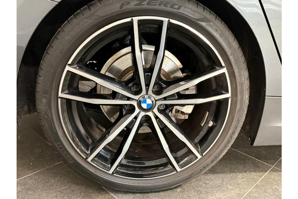 BMW 3 Serie (g20) 320i Executive Edition M-Sport Navigatie/ Camera/ trekhaak 50016384-0.jpg | Autobedrijf Dodemont