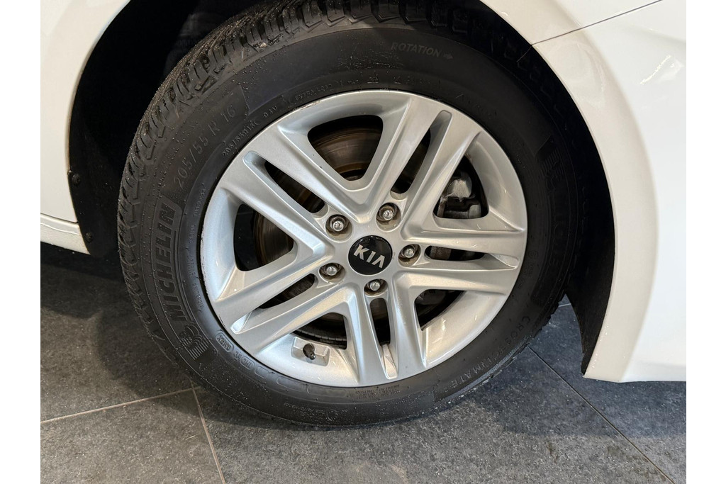 Kia Ceed 1.0 T-GDi 120pk DynamicLine Navigatie 51701230-0.jpg | Autobedrijf Dodemont