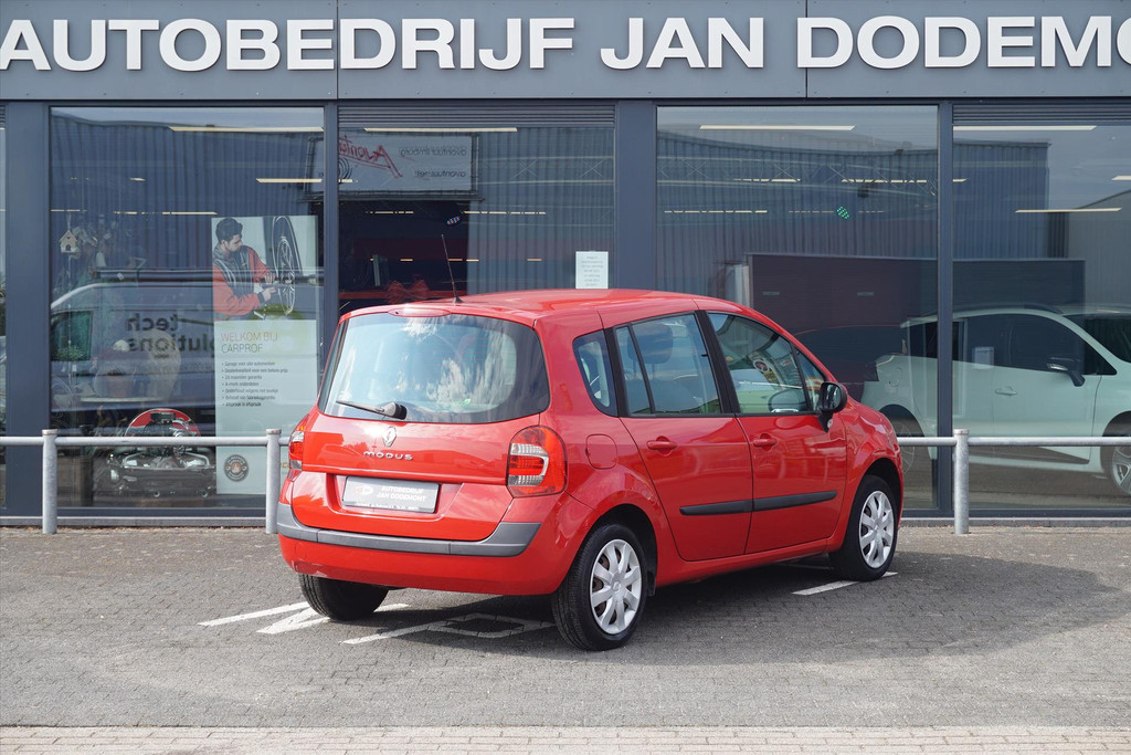Renault Grand Modus 1.2 16V 75PK Dynamique 54612920-0.jpg | Autobedrijf Dodemont