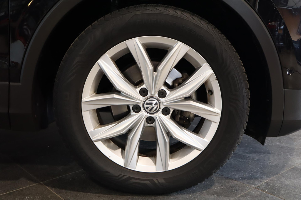 Volkswagen Tiguan 1.4 TSI 125pk Highline , Navigatie , camara ,dakrail 55968668-0.jpg | Autobedrijf Dodemont
