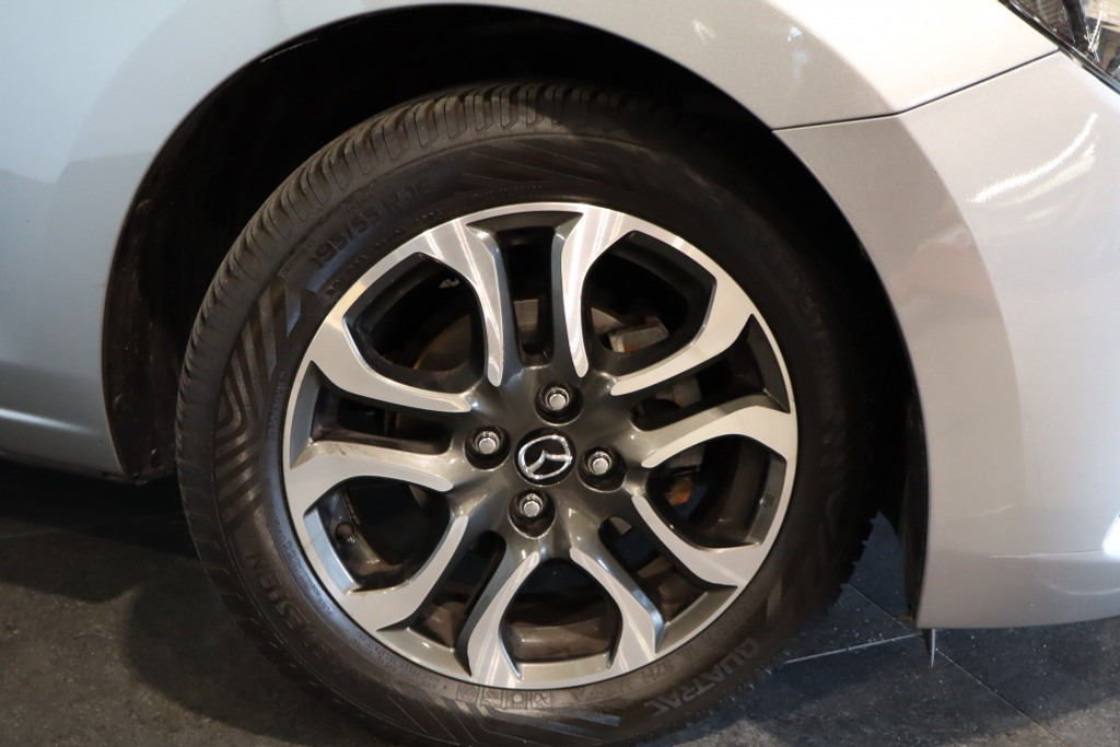 Mazda 2 1.5 SKYACTIV-G 90PK GT-M 57515256-0.jpg | Autobedrijf Dodemont
